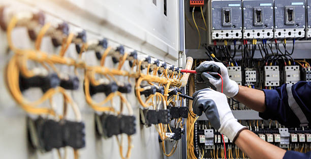 Professional Lighting Installation technician working in Monongah, WV